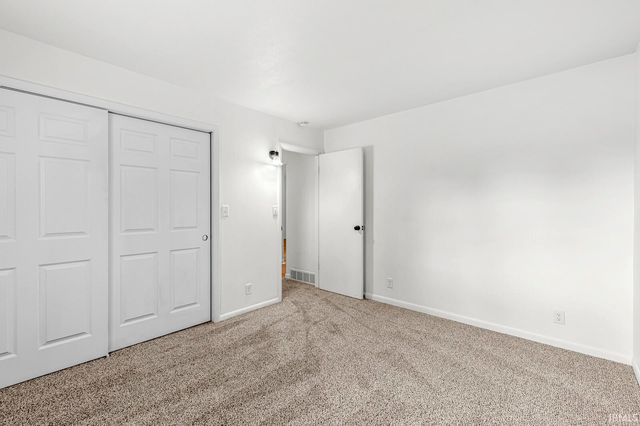 1701 Kilbourn Street, Elkhart, IN 46514
