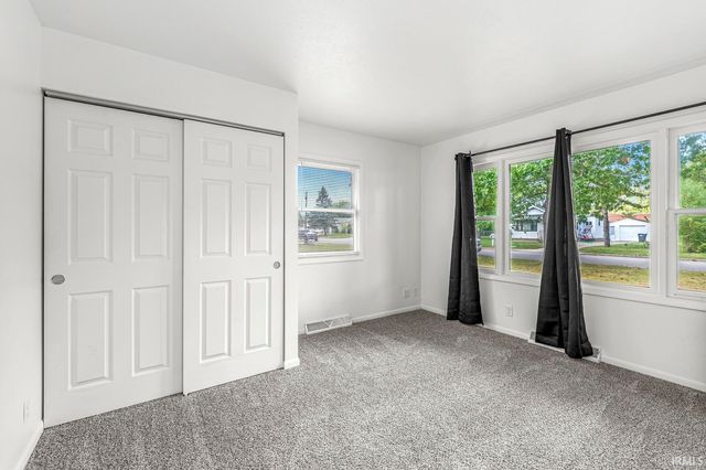 1701 Kilbourn Street, Elkhart, IN 46514