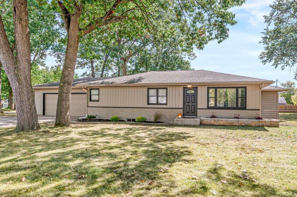 1701 Kilbourn Street, Elkhart, IN 46514
