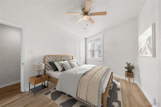 7725 Ivory Avenue, St Louis, MO 63111