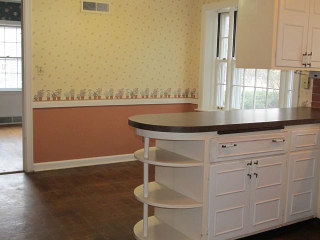 3015 E 18th Street, Davenport, IA 52803