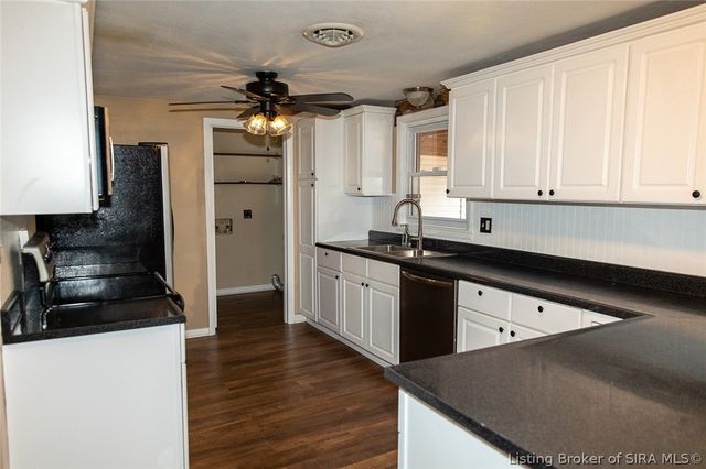 216 Smith Lane, Hanover, IN 47243