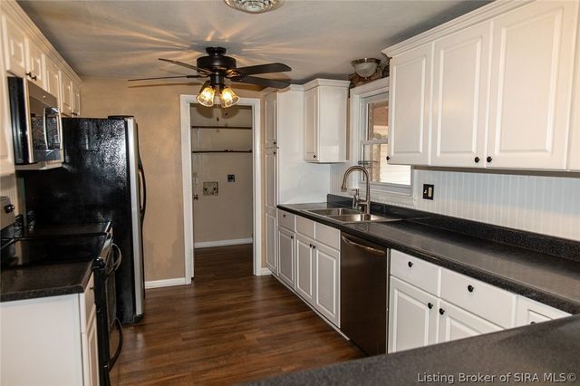 216 Smith Lane, Hanover, IN 47243