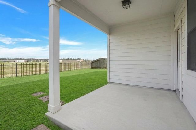 9106 Saint Laurent Lane, Houston, TX 77044
