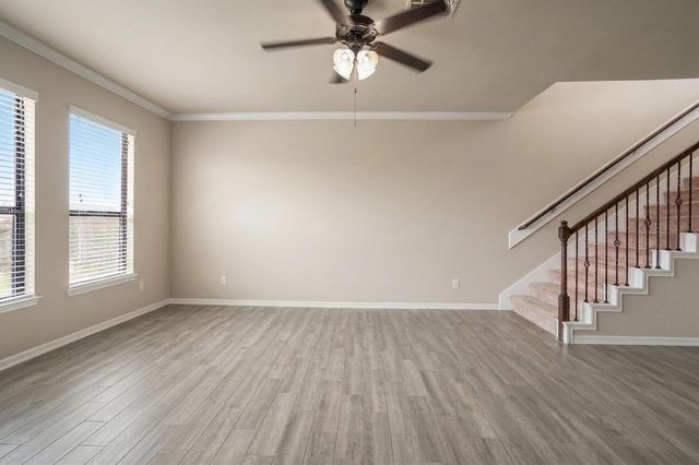 9106 Saint Laurent Lane, Houston, TX 77044