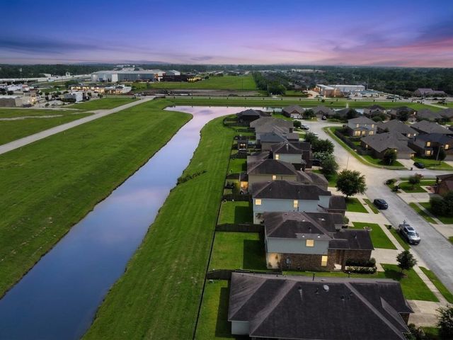 9106 Saint Laurent Lane, Houston, TX 77044