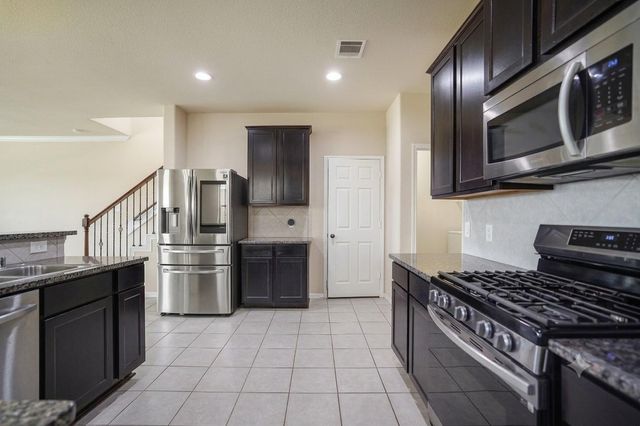 9106 Saint Laurent Lane, Houston, TX 77044