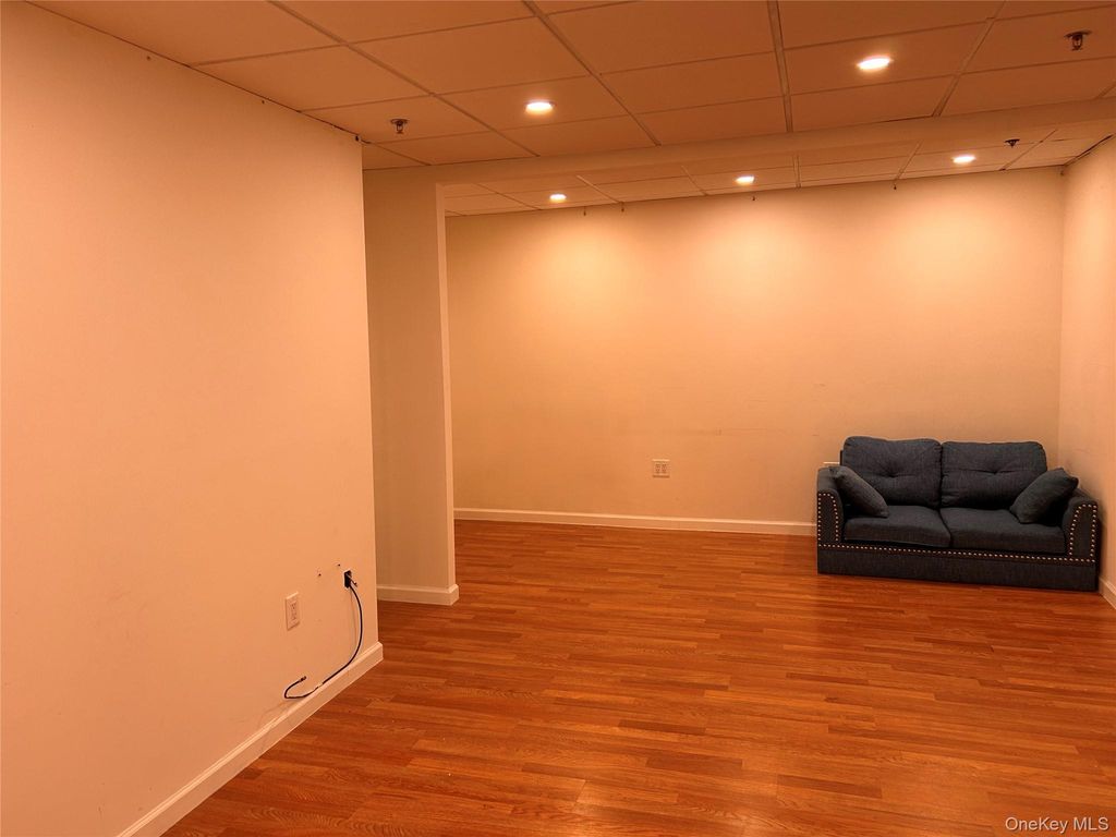 12909 26th Avenue, Flushing, NY 11354 — photo 4