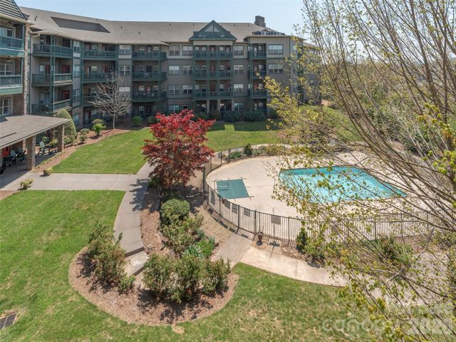 9 Kenilworth Knoll 308, Asheville, NC 28805