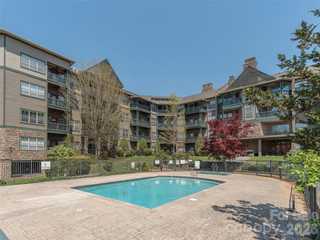 9 Kenilworth Knoll 308, Asheville, NC 28805