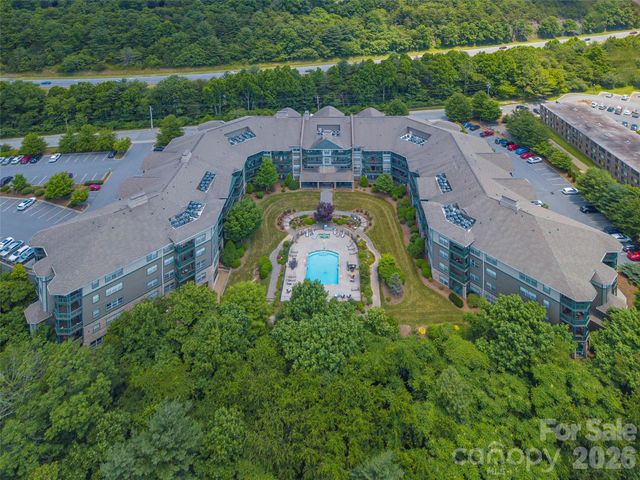 9 Kenilworth Knoll 308, Asheville, NC 28805