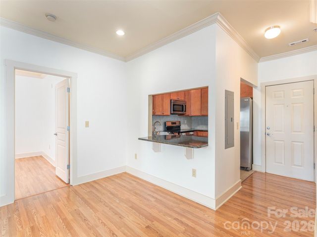 9 Kenilworth Knoll 308, Asheville, NC 28805