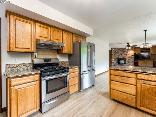 12310 Nw 15TH Ave, Vancouver, WA 98685