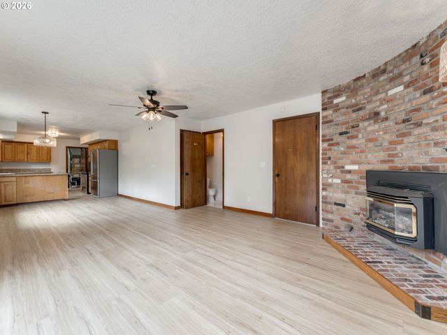 12310 Nw 15TH Ave, Vancouver, WA 98685