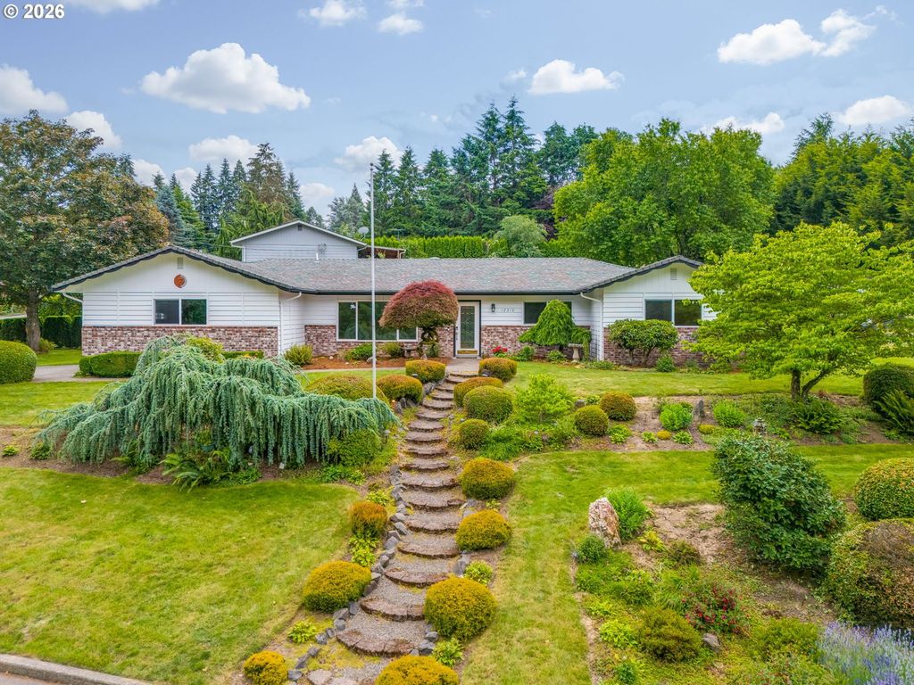 12310 Nw 15TH Ave, Vancouver, WA 98685