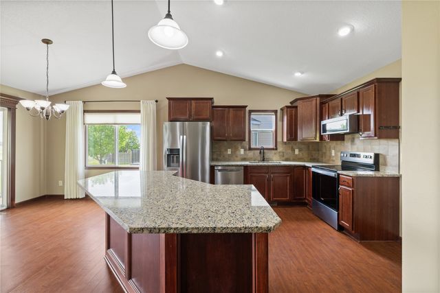 620 28th Street SE, Altoona, IA 50009