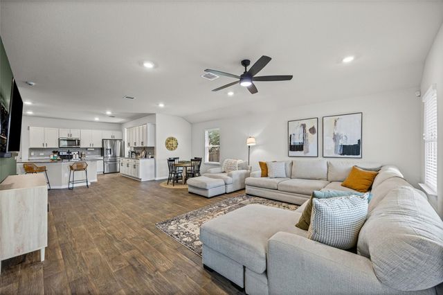 20120 Andrew Johnson DR, Manor, TX 78653