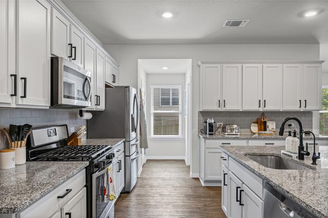 20120 Andrew Johnson DR, Manor, TX 78653