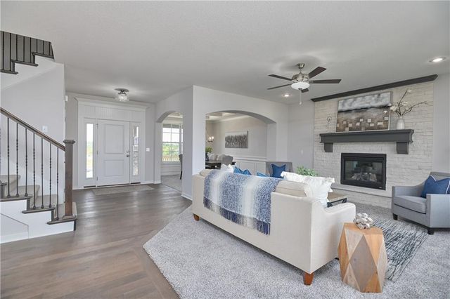 6012 Arapahoe Street, Shawnee, KS 66226