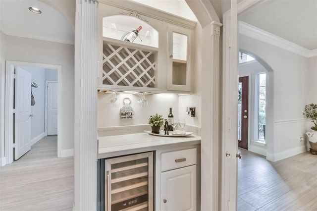 7 S Dulcet Hollow Circle, The Woodlands, TX 77382