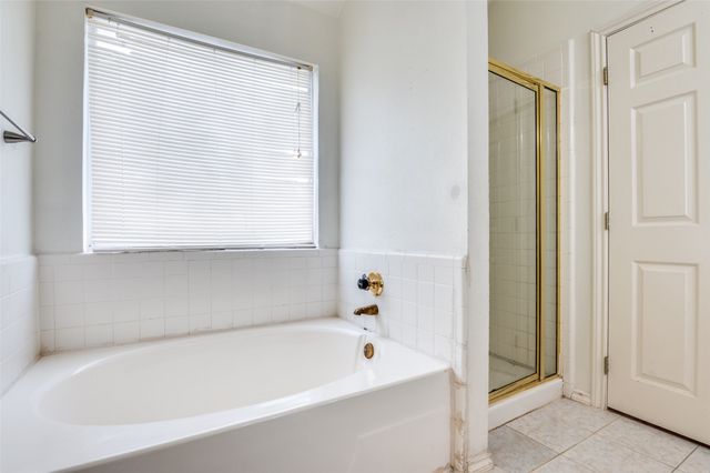 2839 Meadow Way Lane, Dallas, TX 75228