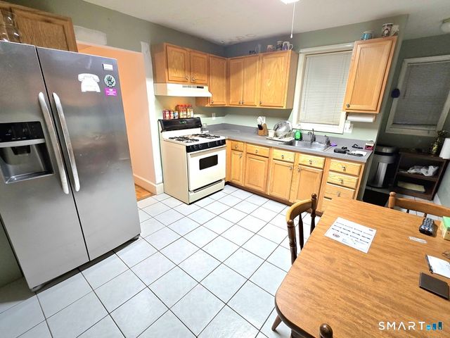 18 Westphal Street, West Hartford, CT 06110