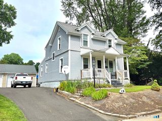 18 Westphal Street, West Hartford, CT 06110