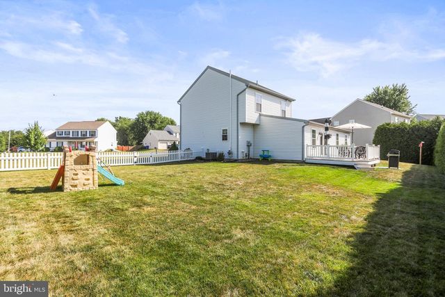 3320 NICOLE CT, Dover, PA 17315