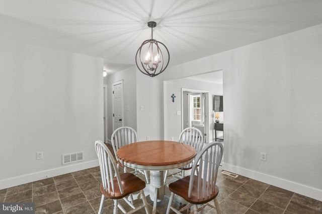 3320 NICOLE CT, Dover, PA 17315