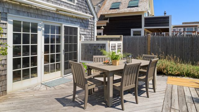 593 Commercial Street, Provincetown, MA 02657