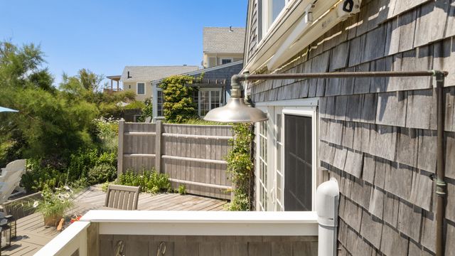 593 Commercial Street, Provincetown, MA 02657