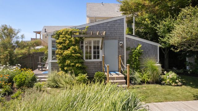 593 Commercial Street, Provincetown, MA 02657