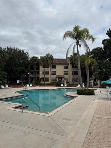 4481 W MCNAB Road W 19, Pompano Beach, FL 33069