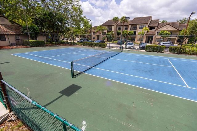 4481 W MCNAB Road W 19, Pompano Beach, FL 33069