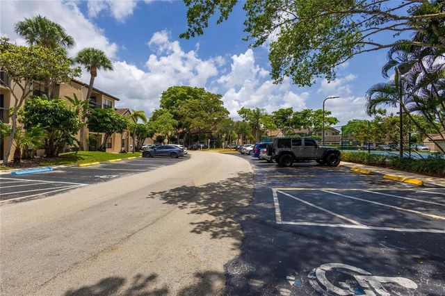 4481 W MCNAB Road W 19, Pompano Beach, FL 33069