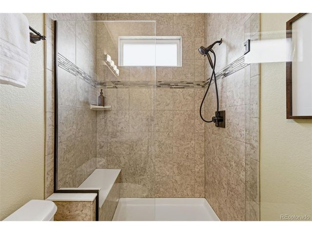 1004 Boxelder Cir, Longmont, CO 80503