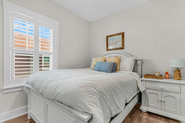 1442 Eutaw Battalion Drive, Charleston, SC 29412
