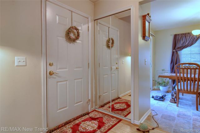 2759 Maple Forest Drive, Wixom, MI 48393