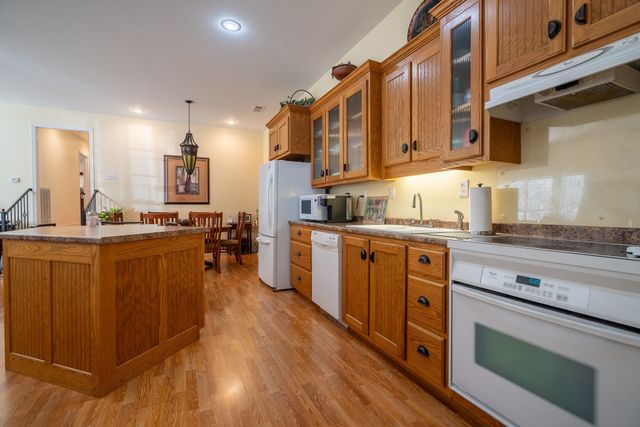 15 Clifton Rd, Lawrenceburg, TN 38464