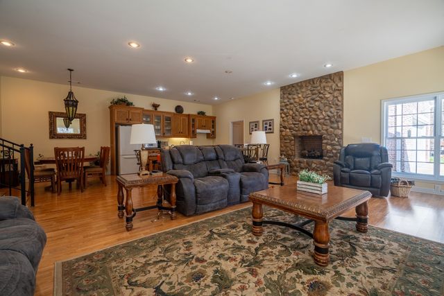 15 Clifton Rd, Lawrenceburg, TN 38464