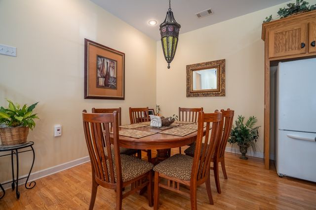 15 Clifton Rd, Lawrenceburg, TN 38464