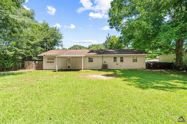 102 Oklahoma Avenue, Warner Robins, GA 31093