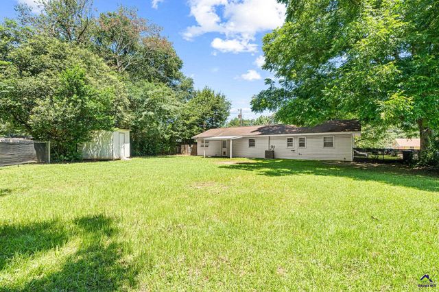 102 Oklahoma Avenue, Warner Robins, GA 31093