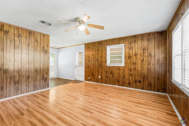 102 Oklahoma Avenue, Warner Robins, GA 31093