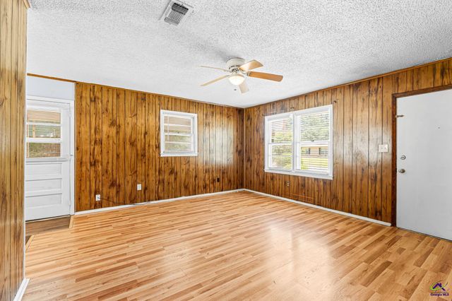 102 Oklahoma Avenue, Warner Robins, GA 31093