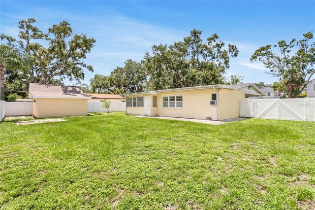 3414 W CARRINGTON STREET, Tampa, FL 33611