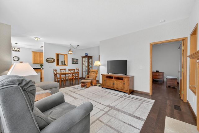 367 Allen Avenue, Little Canada, MN 55117