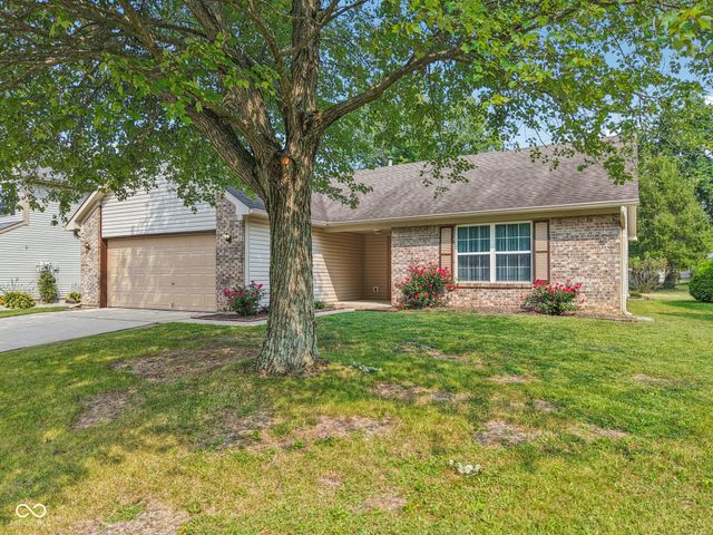 1119 Enchanted View Drive, Mooresville, IN 46158