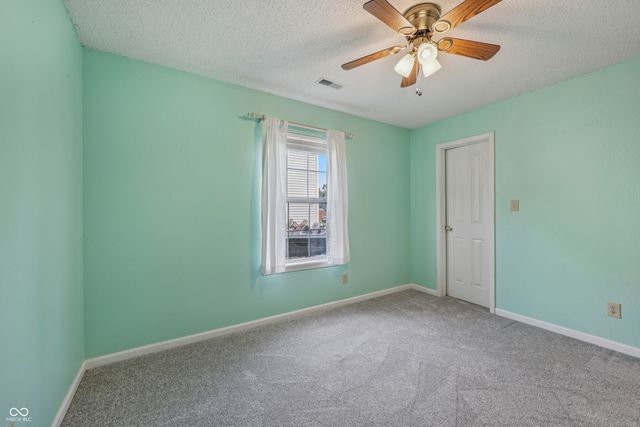 1119 Enchanted View Drive, Mooresville, IN 46158