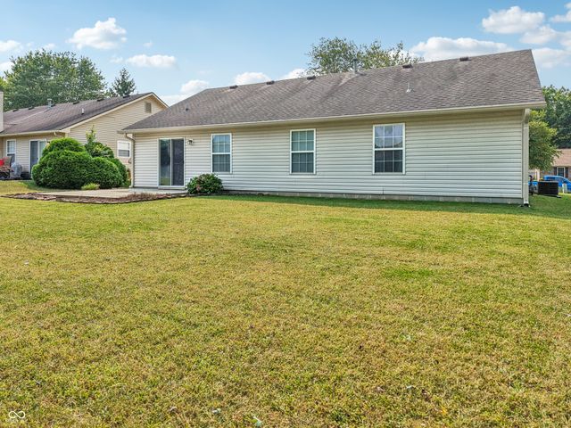 1119 Enchanted View Drive, Mooresville, IN 46158